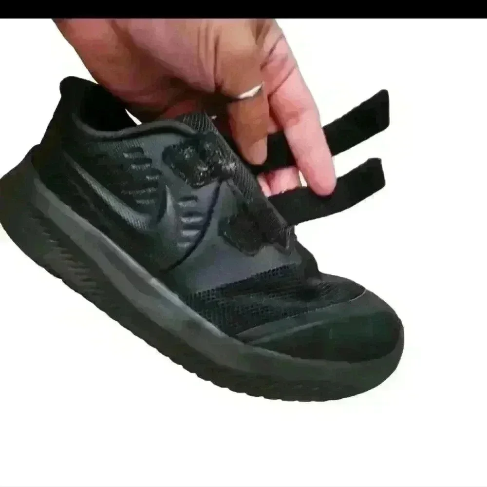 Nike Boys Black Star Runner 2 Grade SchoolShoe 9C